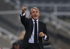 迪马：马尔蒂尼、莱昂纳多双双辞职，曼奇尼成意大利新帅最大热门